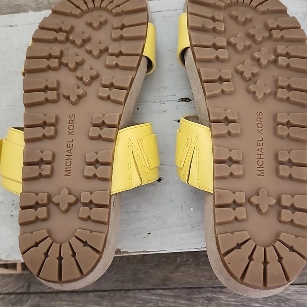 MICHAEL KORS WOMAN'S SANDALS - Picture 4 of 10